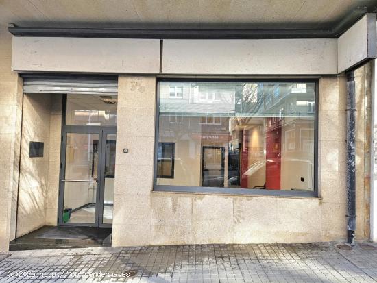 ALQUILER LOCAL EN PASO DE RONDA, DIVIDIDO EN 4 OFICINAS - A CORUÑA