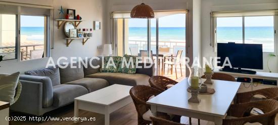  Apartamento en primera linea de playa en el Mareny Blau - VALENCIA 