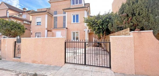  Chalet en venta en Orihuela (Alicante) 