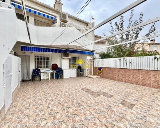  Casa en alquiler en Orihuela (Alicante) 