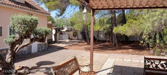  Chalet en venta Gayanes - ALICANTE 