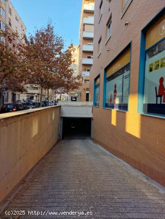 PLAZA DE GARAJE EN ZONA PLAZA DE CASTILLA - ALICANTE