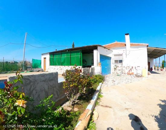 CASA CON TERRENO CON VISTAS AL PANTANO DE SANTOMERA - MURCIA