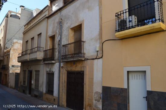 CASA SOLAR EN VENTA ZONA AYUNTAMIENTO - ALICANTE