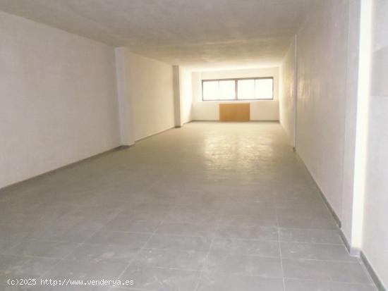 Local en planta entresuelo en venta. Alzira. - VALENCIA