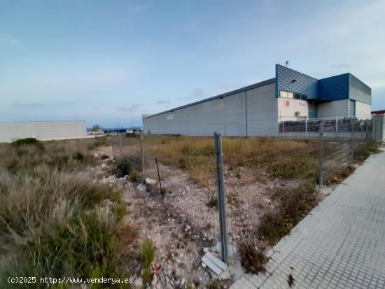 Parcela Industrial en Pobla Llarga - VALENCIA