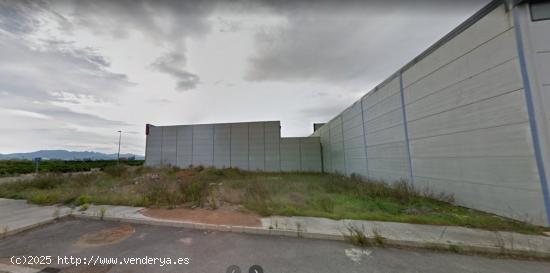 Parcela en venta en polígono industrial - VALENCIA