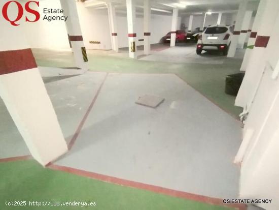 Lote de cinco plazas de parking al centro de Cunit - TARRAGONA