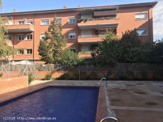  Piso entero de 4 habitaciones en Sant Cugat del Vallès - BARCELONA 