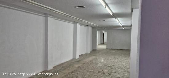  EXELENTE LOCAL COMERCIAL DE 150 M2 CON SALIDA DE HUMO EN DOLORES - ALICANTE 