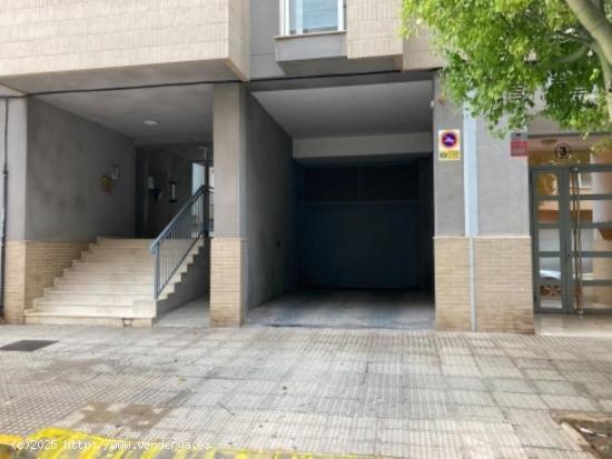 PLAZA DE PARKING Y TRASTERO EN CARLET - VALENCIA