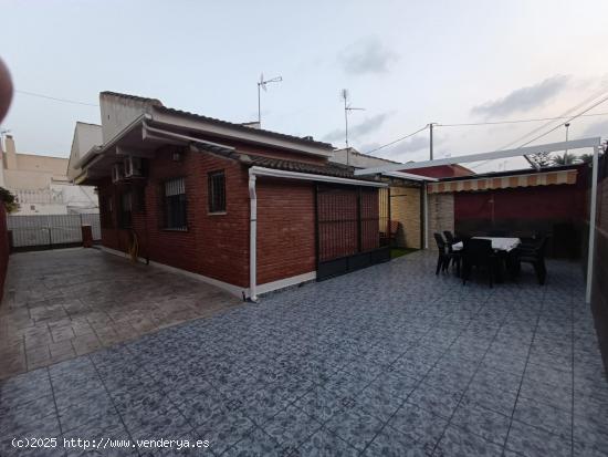 Magnífico chalet en San Pedro del Pinatar, (Lo Pagán) - MURCIA