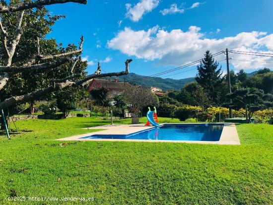 Casa de planta baja en Gondomar con  piscina y jardín - PONTEVEDRA