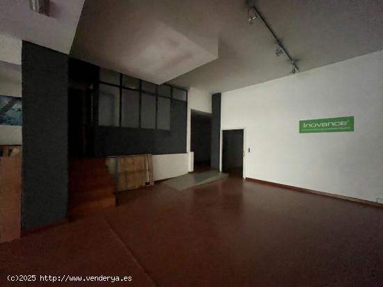 Se vende amplio local en Calle Barcelona. - PONTEVEDRA