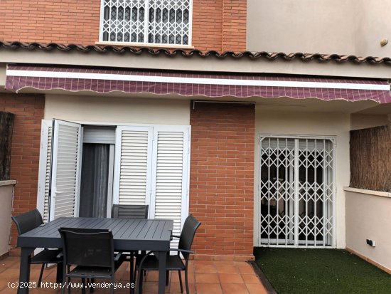 Unifamiliar adosada en venta  en Santa Margarida i els Monjos - Barcelona