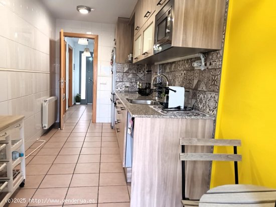 Unifamiliar adosada en venta  en Santa Margarida i els Monjos - Barcelona