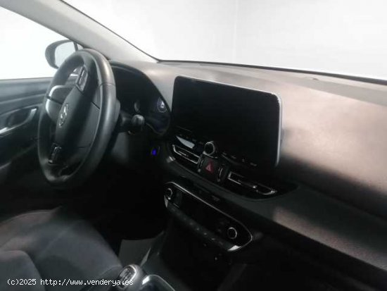 Hyundai i30 ( 1.0 TGDI Tecno 48V 120 )  - Rivas Vaciamadrid