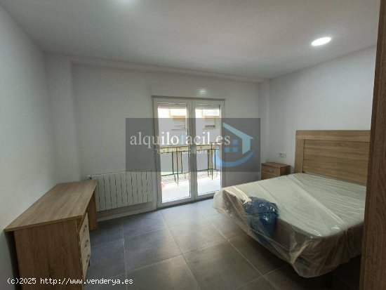 SE ALQUILA 1 HABITACION EN C/ MAESTRO VALERA POR 350€ TODO INCLUIDO