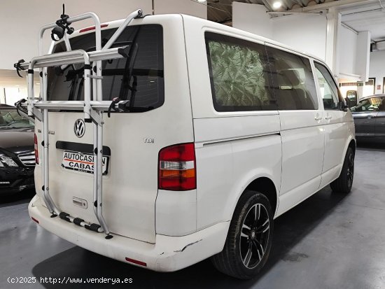 Volkswagen Transporter Kombi Largo T.Normal 2.0 TDI 102cv 2.8T CAMPER HOMOLOGADA - Gelves