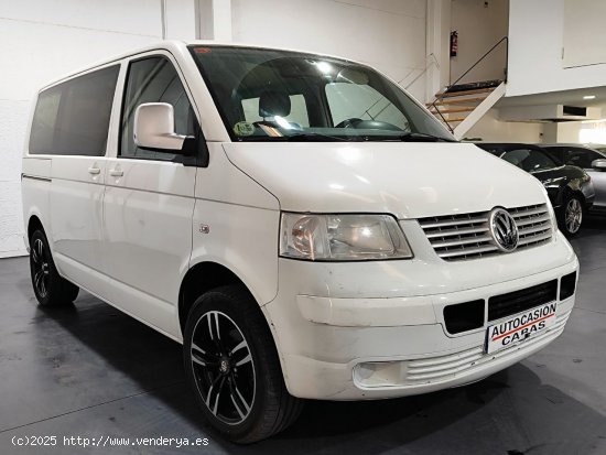 Volkswagen Transporter Kombi Largo T.Normal 2.0 TDI 102cv 2.8T CAMPER HOMOLOGADA - Gelves