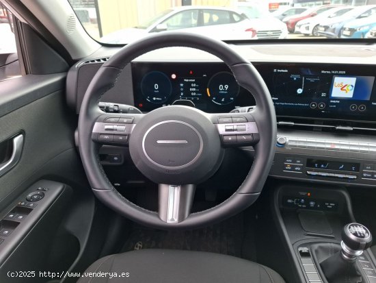 Hyundai Kona Nuevo  1.0 T-GDi 88 kW (120 CV) MT6 2WD Smart 18