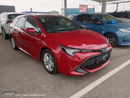 Toyota Corolla Touring Sports Active Tech! e-CVT 125H 1.8 125cv de 2019 con 136.000 Km por 17.900 EU