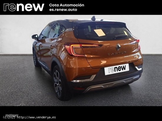 Renault Captur ZEN E-TECH 160CV HIBRIDO ENCHUFABLE de 2021 con 24.000 Km por 22.500 EUR. en Madrid