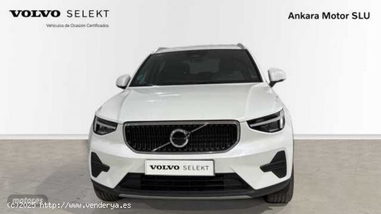 Volvo XC40 2.0 B3 CORE AUTO 5P de 2024 con 20.716 Km por 34.900 EUR. en Alicante