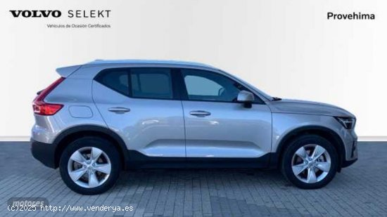 Volvo XC40 XC40 Core, B3, Gasolina de 2024 con 14.494 Km por 33.900 EUR. en Albacete