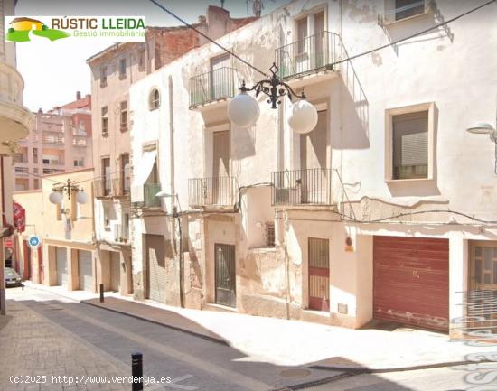  LOCAL COMERCIAL (DE UNOS 100 M2) CON JARDÍN (DE UNOS 40 M2) EN EL CENTRO DE VALLS. - TARRAGONA 