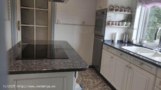 CHALET  EN VENTA EN OS VERXELES - A CORUÑA