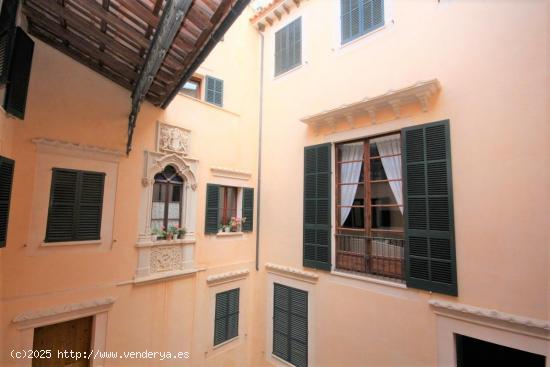 PRECIOSO DUPLEX DE OBRA NUEVA EN EL CASCO ANTIGUO DE LA CIUDAD - BALEARES