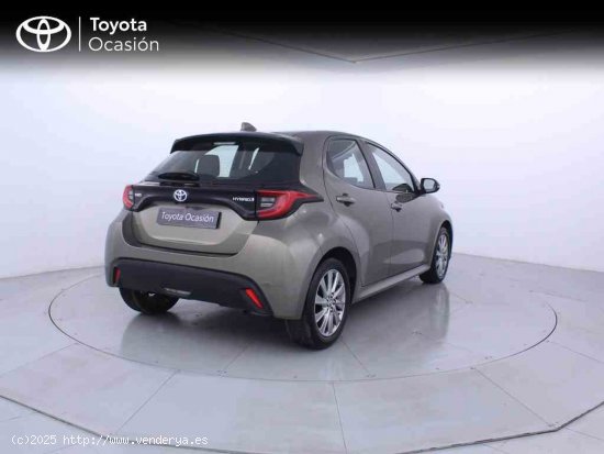 Toyota Yaris 1.5 120H Active Tech + CARE VO + Pack Protección - Zaragoza