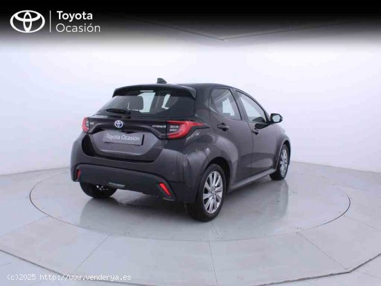 Toyota Yaris 1.5 120H Active Tech + CARE VO + Pack Protección - Zaragoza