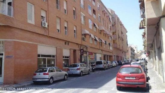 LOCAL COMERCIAL EN CAMPELLO - ALICANTE