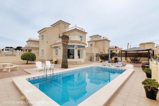 Villa en venta en San Fulgencio (Alicante)