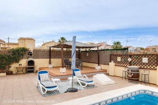 Villa en venta en San Fulgencio (Alicante)