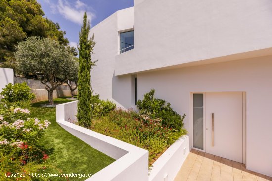 Villa en alquiler en Santa Eulalia del Río (Baleares)