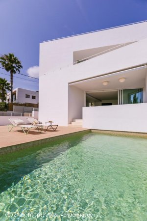 Villa en alquiler en Santa Eulalia del Río (Baleares)