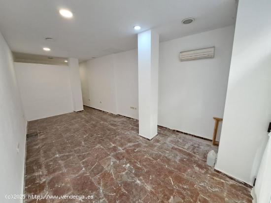  LOCAL EN VENTA JUNTO A LA PLAZA MAYOR - VALENCIA 