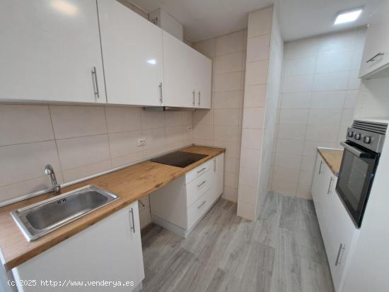  Piso en venta recientemente reformado, zona Avenidas, en Carcaixent!! - VALENCIA 