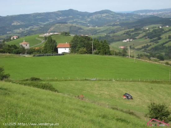 Terreno con vistas a Orio y Zarauz - GUIPUZCOA