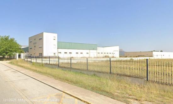  NAVE INDUSTRIAL EN POLIGONO IND. EL MUGRON FASE II - ALBACETE 