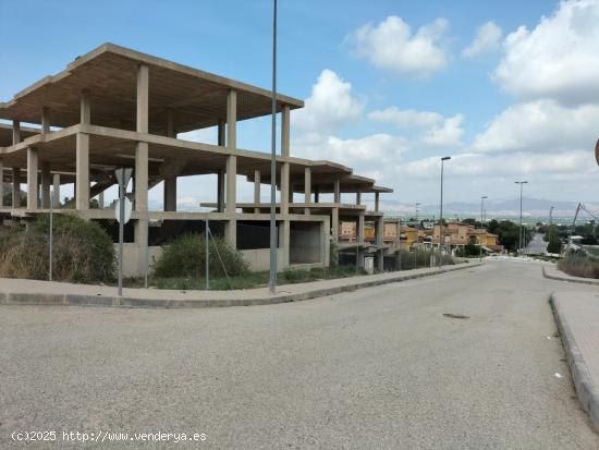 BUNGALOS EN ESTRUCTURA - ALICANTE