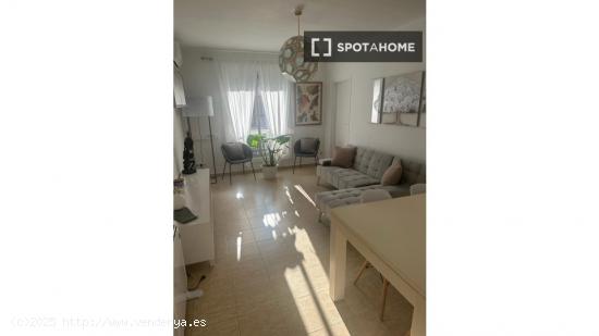 Se alquila habitación en piso compartido en Barcelona - BARCELONA