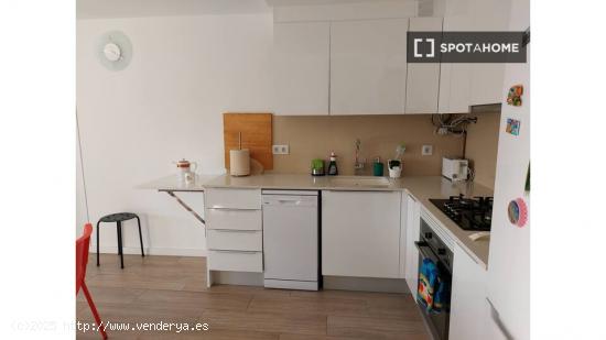 Apartamento de 2 habitaciones en alquiler en València - VALENCIA