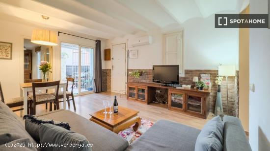 Apartamento entero de 2 dormitorios en Barcelona. - BARCELONA