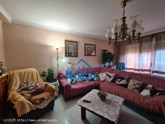 INMOBILIARIA LA MANCHA VENDE VIVIENDA ZONA HOSPITAL - ALBACETE