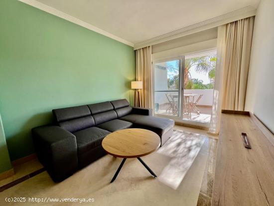 ¡Espectacular apartamento bajo en venta en Calanova Grand Golf! - MALAGA