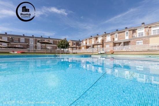  Excelente oportunidad en Belicena, adosado en residencial con piscina.. - GRANADA 